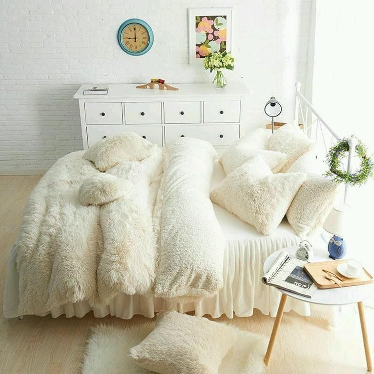 Couvre-Lit + 2 Coussins