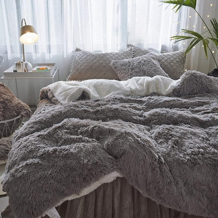 Couvre-Lit + 2 Coussins