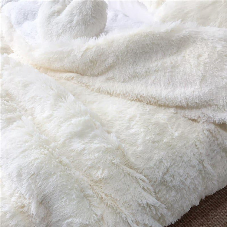 Couvre-Lit + 2 Coussins