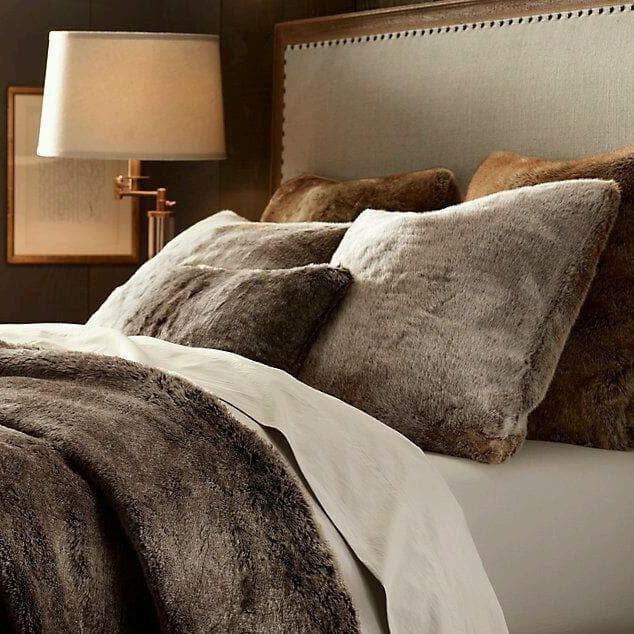 Couvre-Lit + 2 Coussins