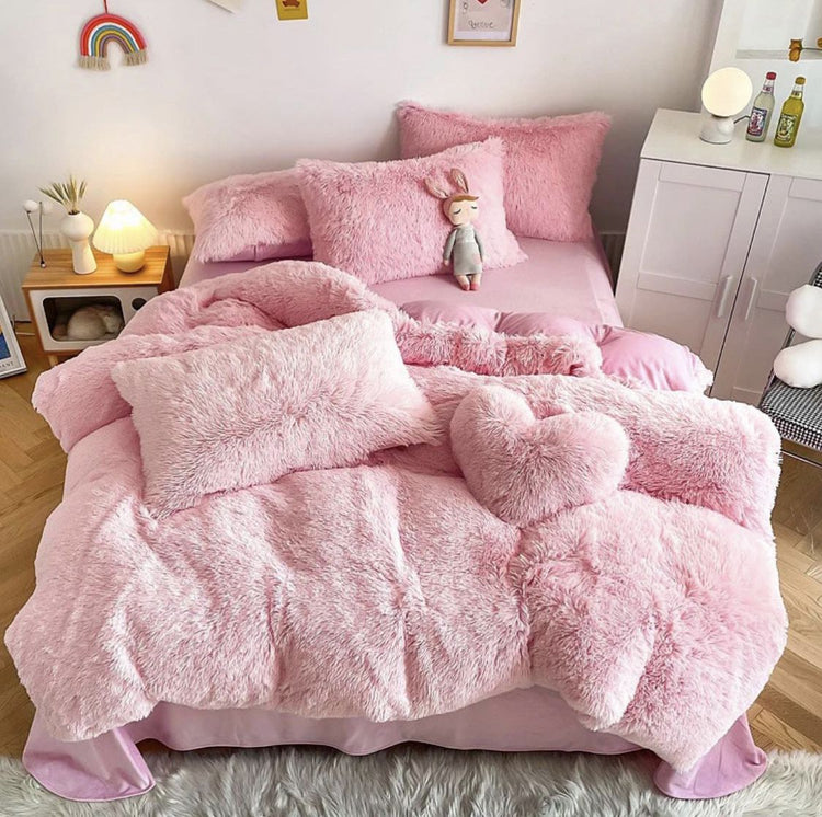 Parure de lit en fausse fourrure