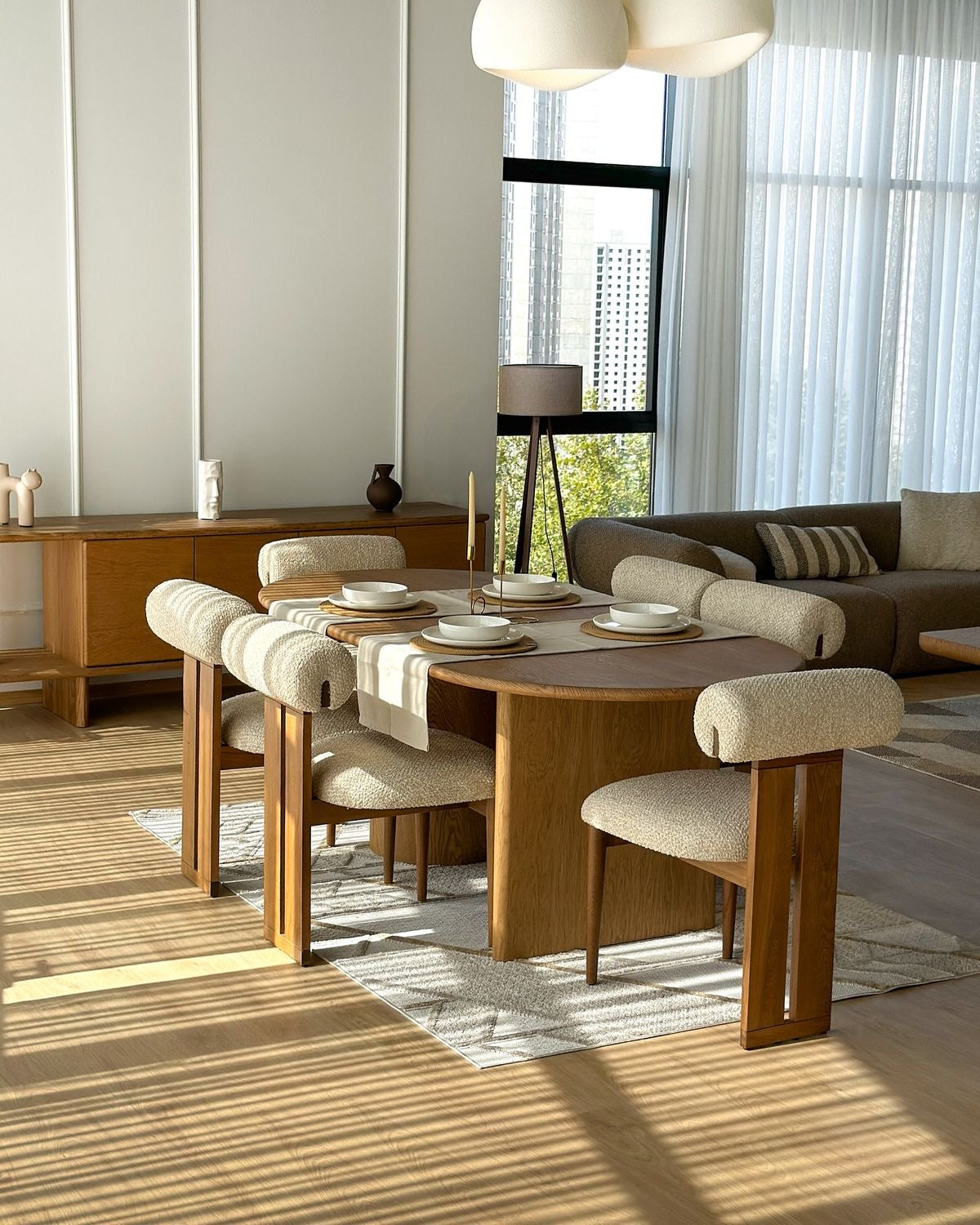 Titrit salle a manger + 6 chaises