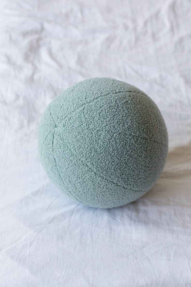 Coussin balle en bouclette