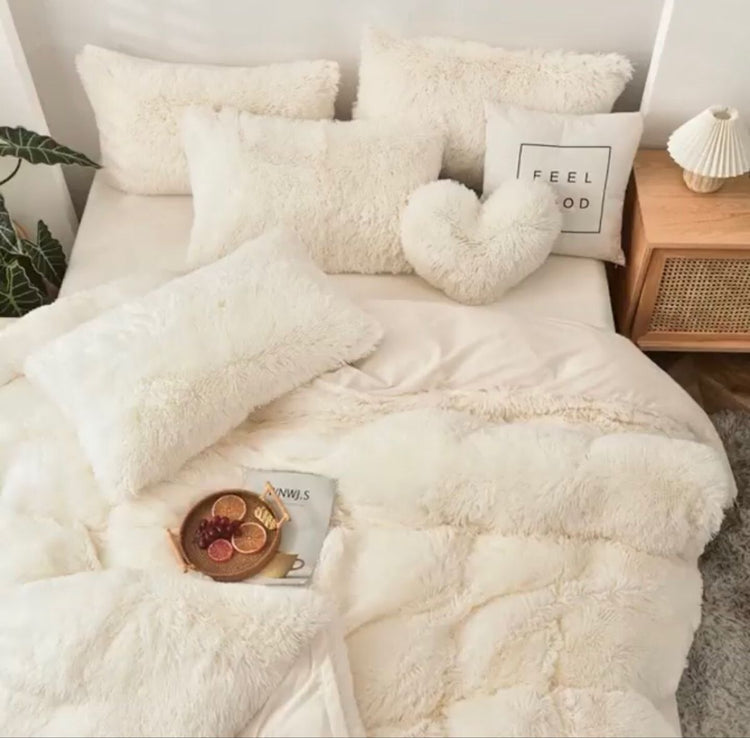 Parure de lit en fausse fourrure