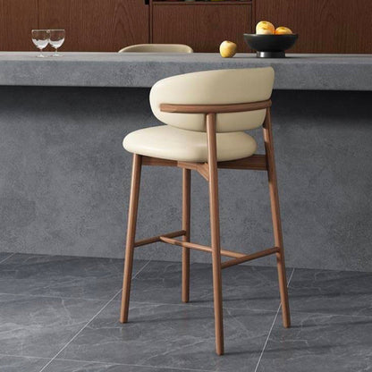 Chaise de bar design en bois massif