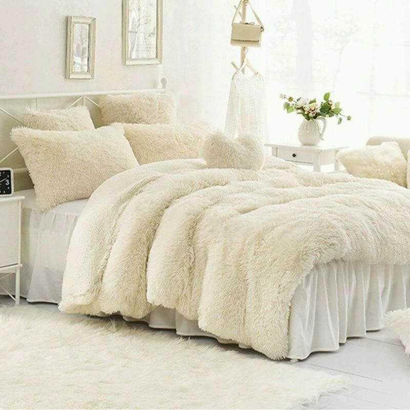 Couvre-Lit + 2 Coussins