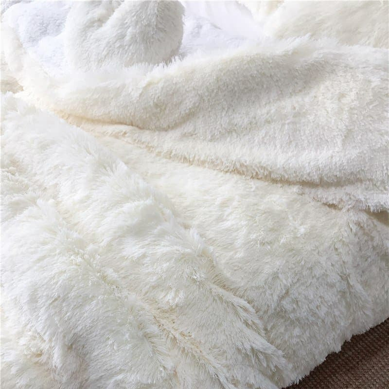 Couvre-Lit + 2 Coussins